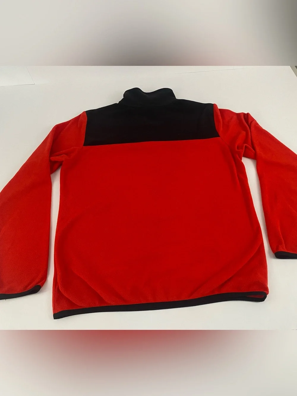 The North Face Men’s Fleece Men’s Medium Black & Red